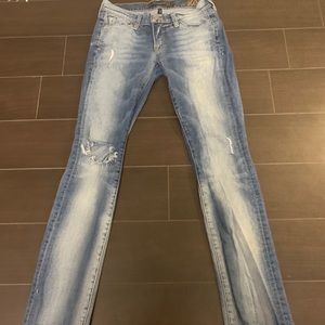 Lucky Legend Zoe 4/27 Regular Distressed Denim